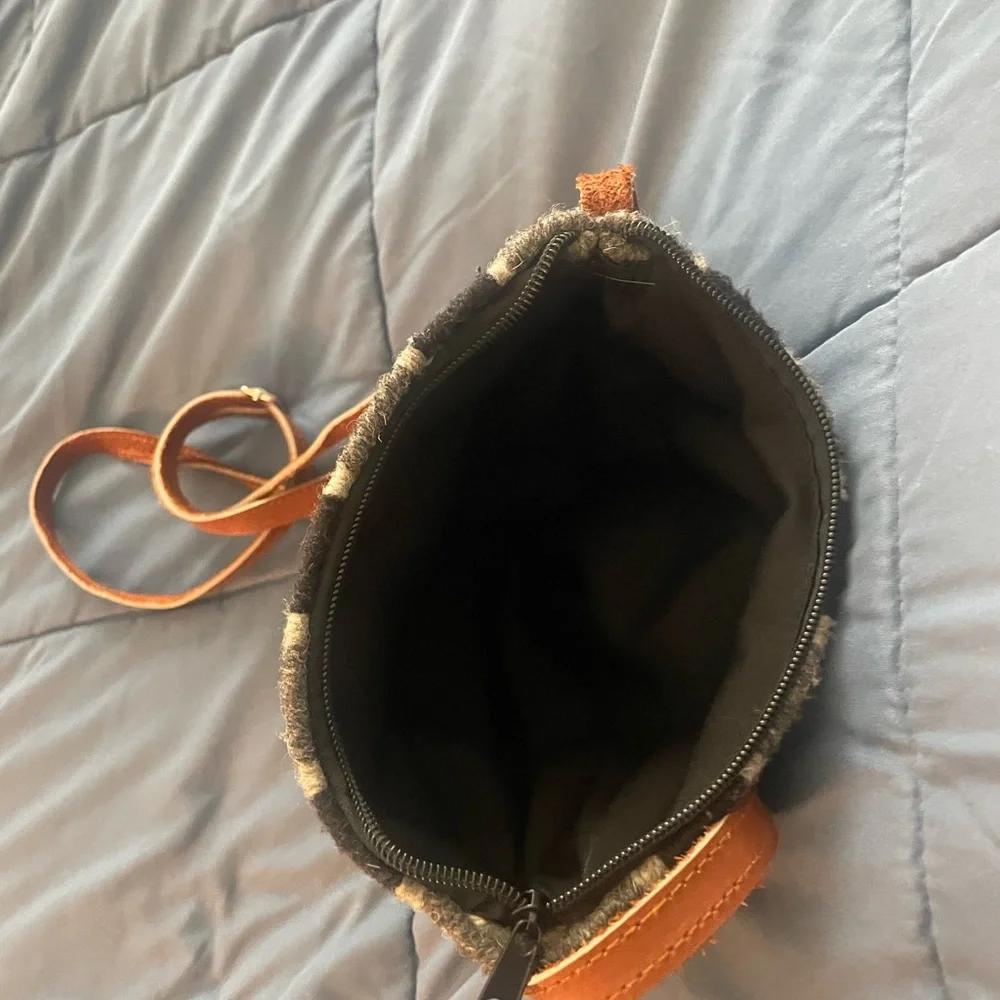 Hand Woven Wool Bag from Oaxaca.